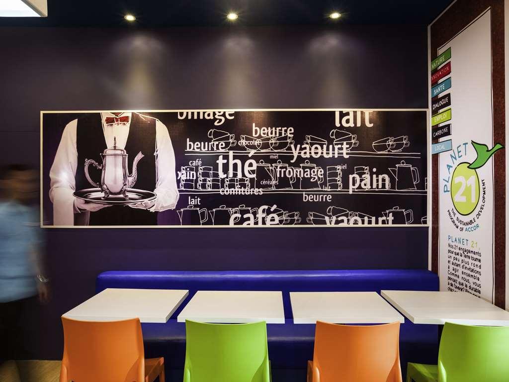 Cordia Hotel Makassar Airport Manda Екстер'єр фото